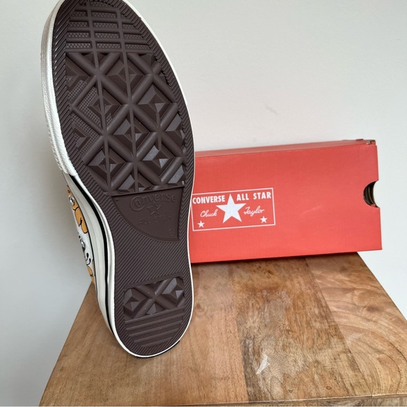 WMNS CHUCK 70 LOW 'VINTAGE FLORAL' - Picture 2 of 4